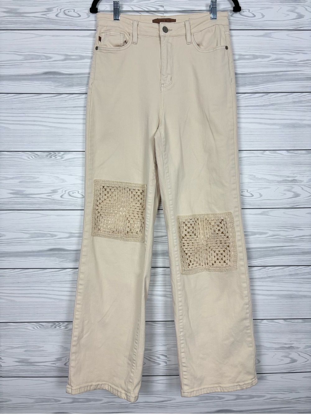 Judy Blue Burlington crochet patch high waisted jeans size 9/29 cream color - Picture 3 of 12